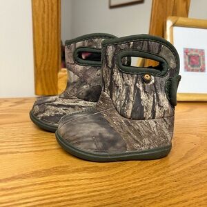 Bogs Camo Waterproof Toddler Boots